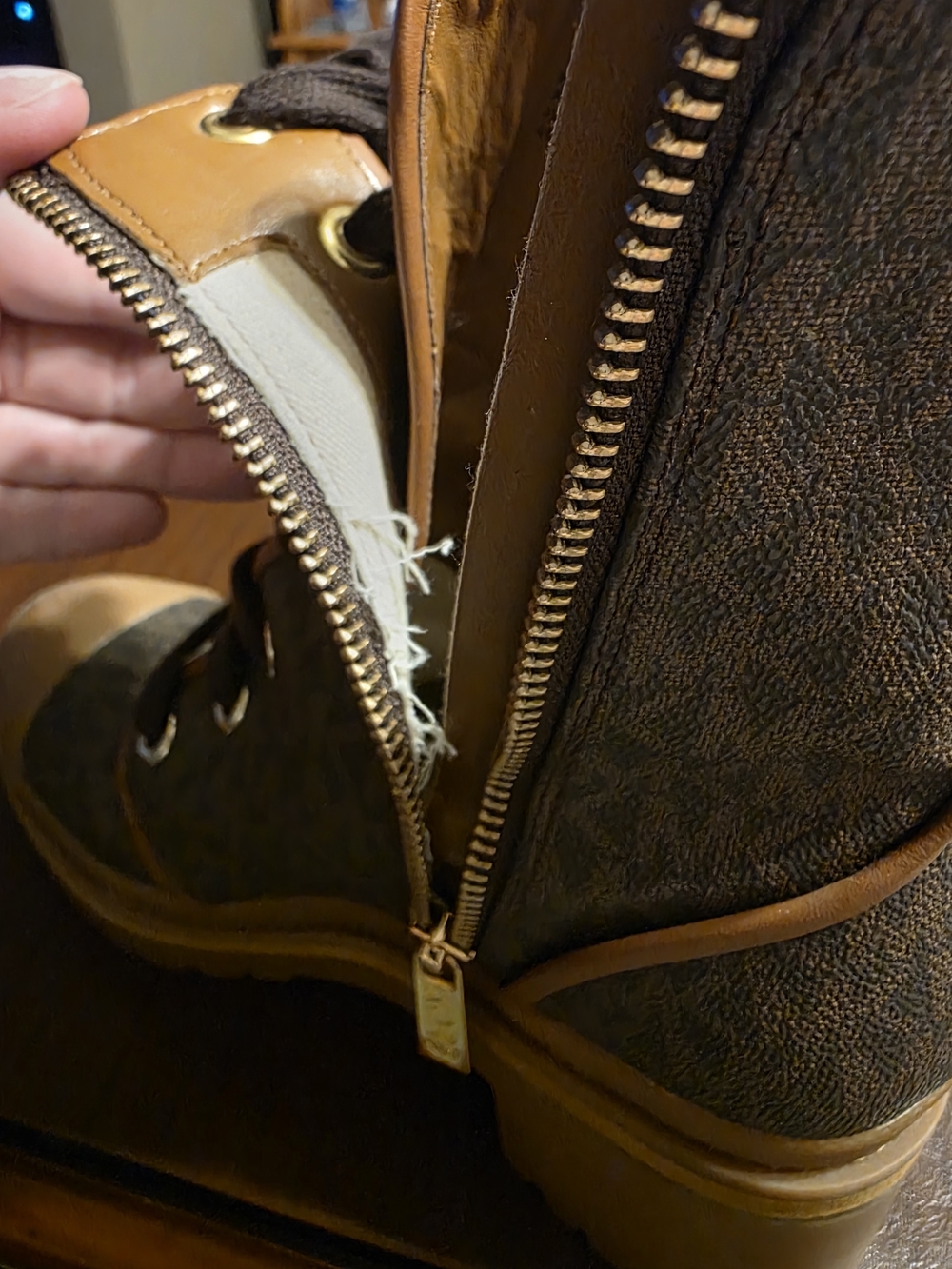 Michael Kors Brown Lace-Up Platform Boots Size 6 - Picture 16 of 16